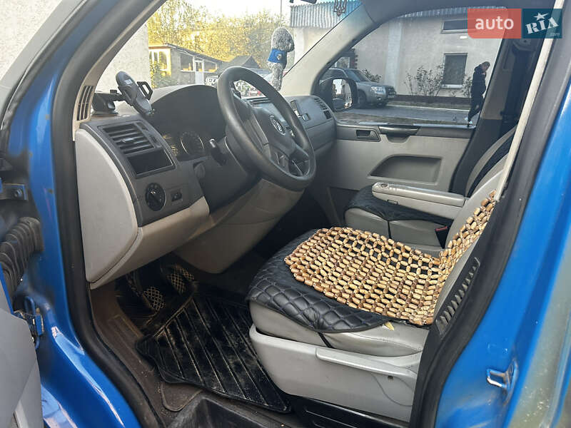 Мінівен Volkswagen Transporter 2010 в Києві