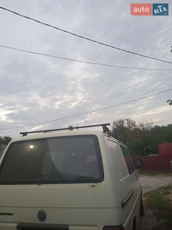 Минивэн Volkswagen Transporter 2000 в Жмеринке
