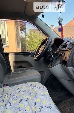 Грузопассажирский фургон Volkswagen Transporter 2011 в Умани