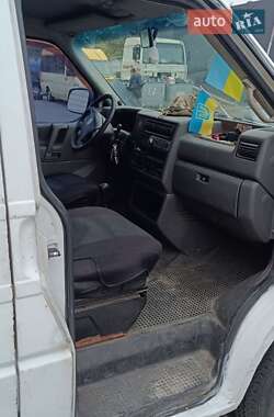 Мінівен Volkswagen Transporter 2001 в 