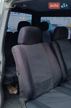 Мінівен Volkswagen Transporter 2001 в 