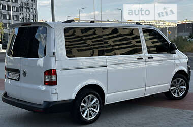 Грузопассажирский фургон Volkswagen Transporter 2014 в Киеве