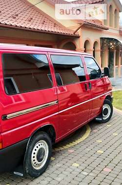 Мінівен Volkswagen Transporter 2000 в Косові