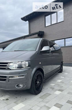 Мінівен Volkswagen Transporter 2014 в Рокитному