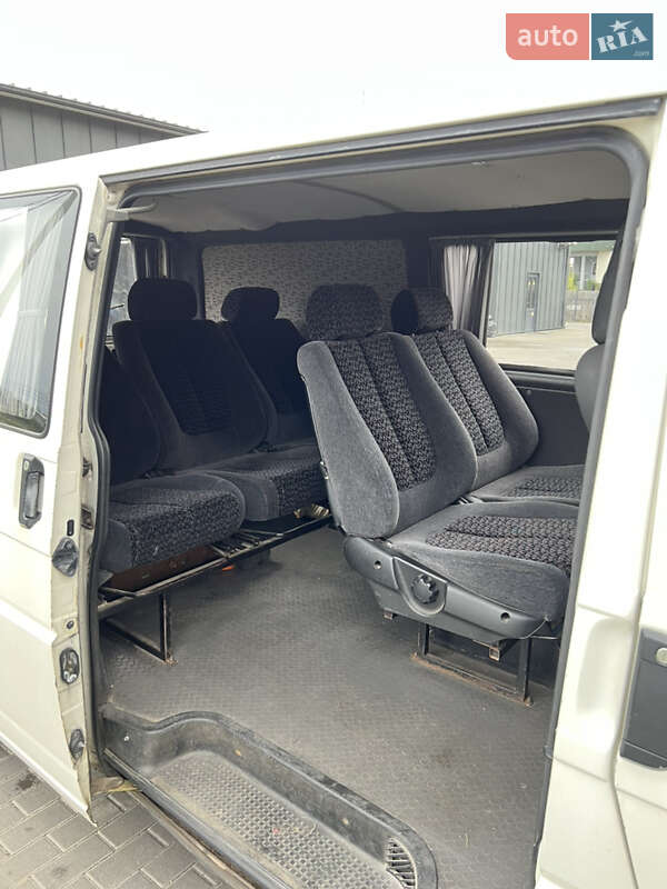 Минивэн Volkswagen Transporter 1999 в Ковеле