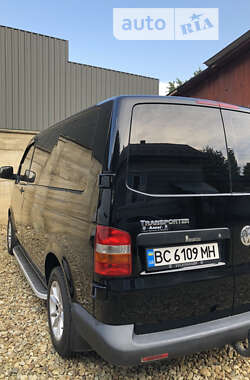 Минивэн Volkswagen Transporter 2004 в Стрые