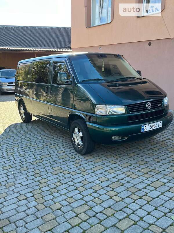 Мінівен Volkswagen Transporter 2001 в Делятині