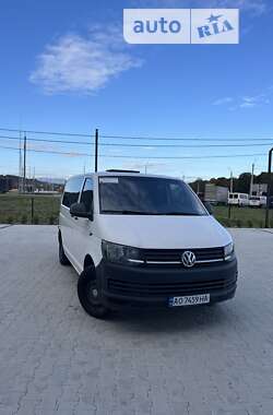 Мінівен Volkswagen Transporter 2016 в Хусті