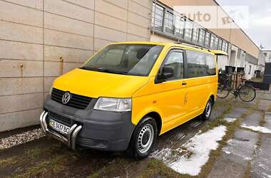 Мінівен Volkswagen Transporter 2004 в Чернівцях