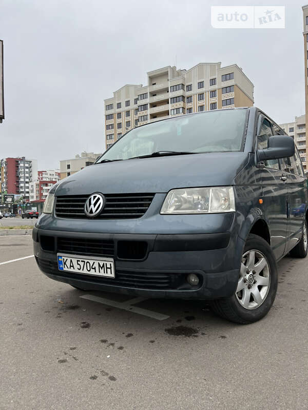 Минивэн Volkswagen Transporter 2004 в Киеве