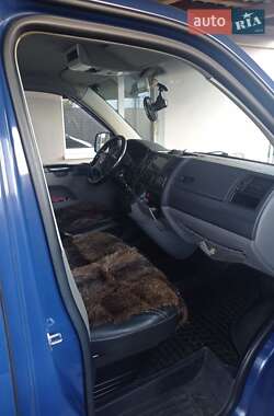 Минивэн Volkswagen Transporter 2005 в 