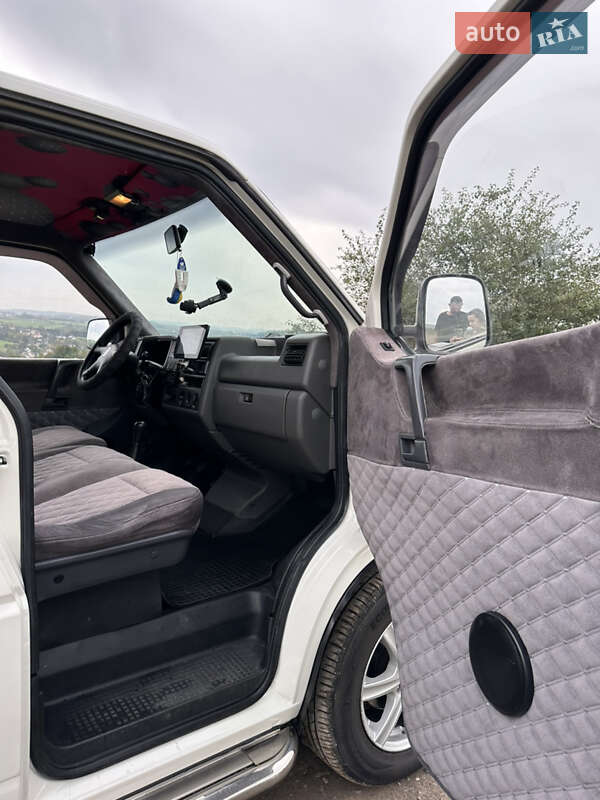 Минивэн Volkswagen Transporter 1999 в Черновцах