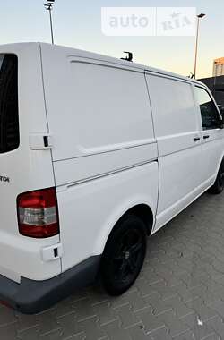 Вантажний фургон Volkswagen Transporter 2011 в Києві