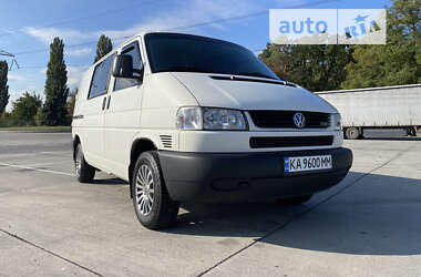 Вантажний фургон Volkswagen Transporter 2001 в Києві