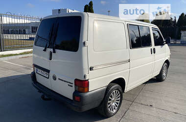 Вантажний фургон Volkswagen Transporter 2001 в Києві