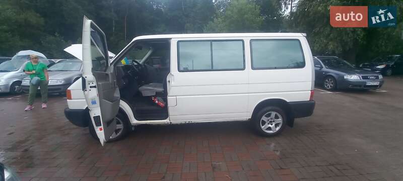 Минивэн Volkswagen Transporter 2003 в Киеве