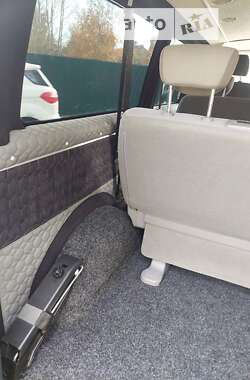 Минивэн Volkswagen Transporter 2018 в 