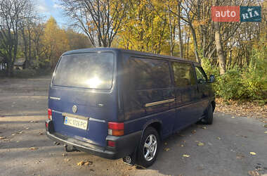 Вантажопасажирський фургон Volkswagen Transporter 2003 в 