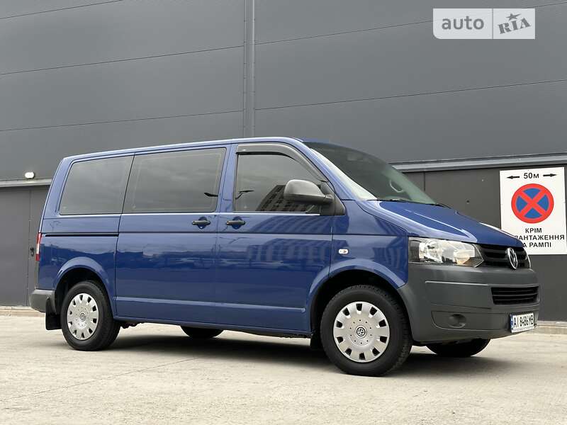 Минивэн Volkswagen Transporter 2011 в Киеве