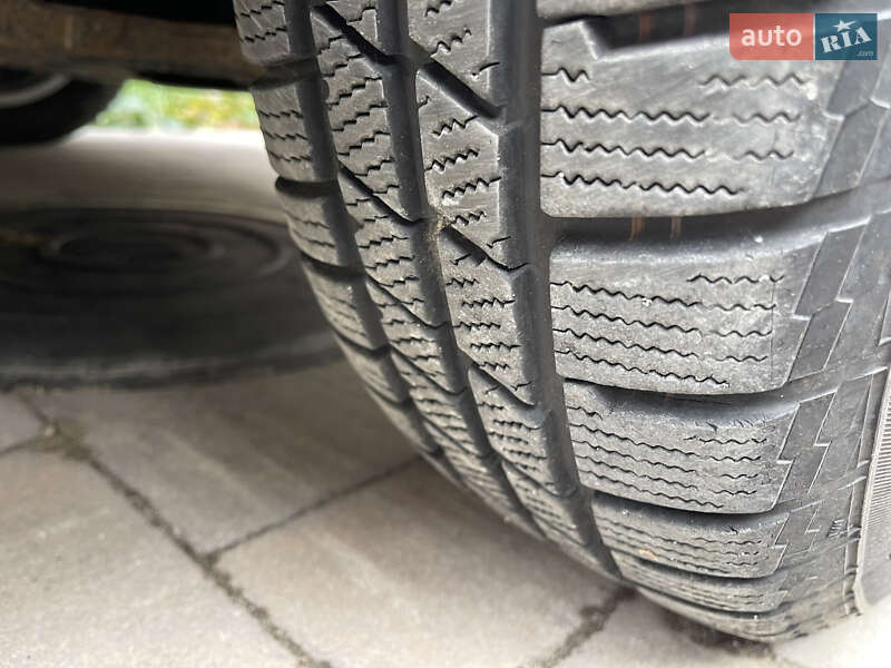 Минивэн Volkswagen Transporter 2011 в Киеве