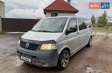 Грузовой фургон Volkswagen Transporter 2005 в Львове