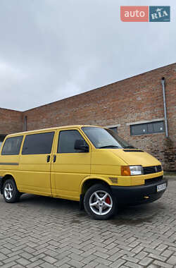 Мінівен Volkswagen Transporter 2001 в Любомлі