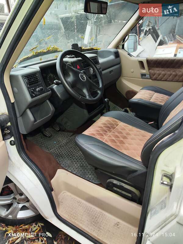Минивэн Volkswagen Transporter 2001 в Киеве