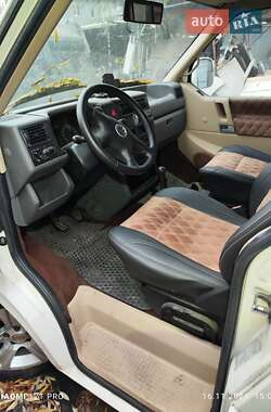 Минивэн Volkswagen Transporter 2001 в 