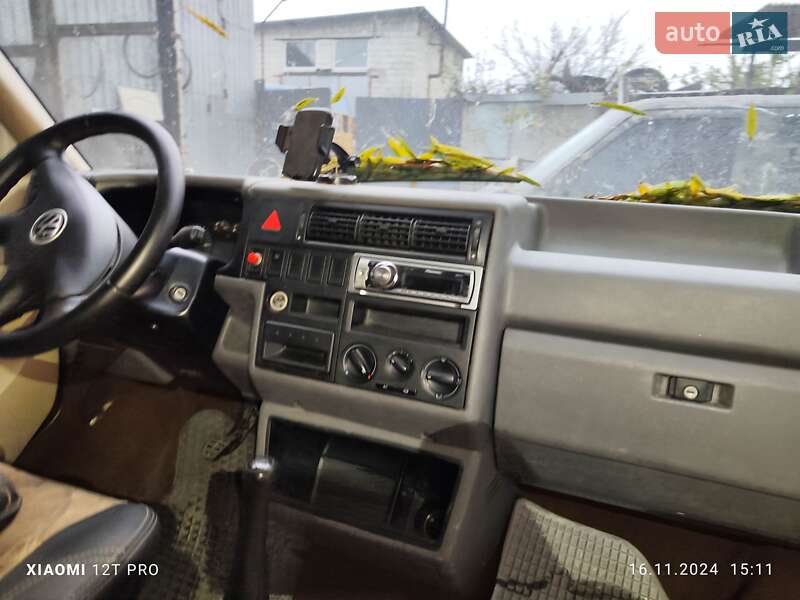 Минивэн Volkswagen Transporter 2001 в Киеве
