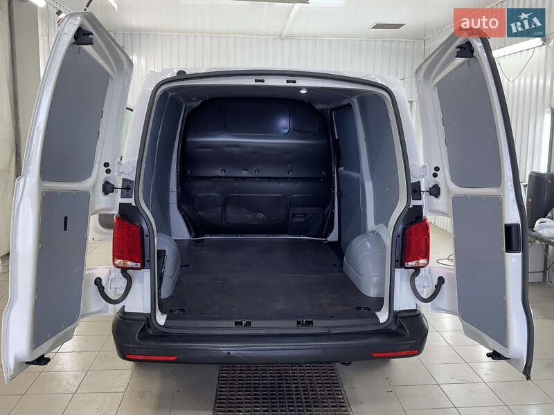 Грузовой фургон Volkswagen Transporter 2022 в Киеве