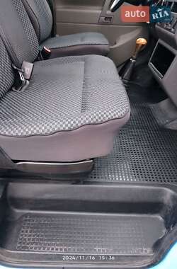 Минивэн Volkswagen Transporter 2003 в 
