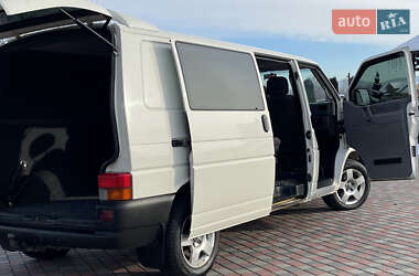 Мінівен Volkswagen Transporter 2002 в Чернівцях