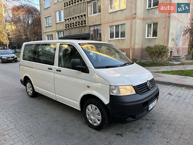 Минивэн Volkswagen Transporter 2004 в Луцке