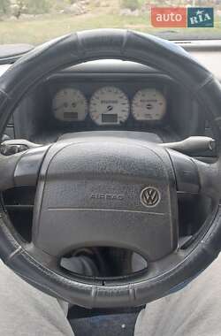 Минивэн Volkswagen Transporter 1998 в 