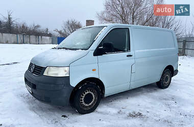 Грузовой фургон Volkswagen Transporter 2004 в Житомире