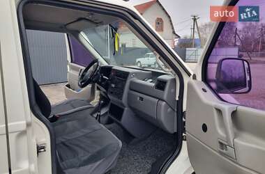 Мінівен Volkswagen Transporter 2002 в Шполі