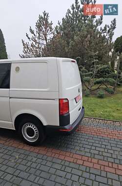 Вантажний фургон Volkswagen Transporter 2018 в Луцьку