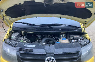 Грузовой фургон Volkswagen Transporter 2012 в 