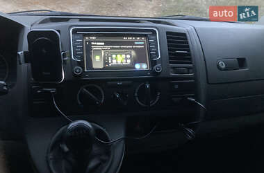 Грузовой фургон Volkswagen Transporter 2012 в 