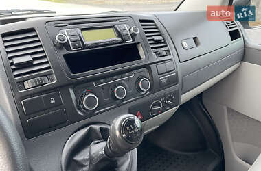 Минивэн Volkswagen Transporter 2011 в 