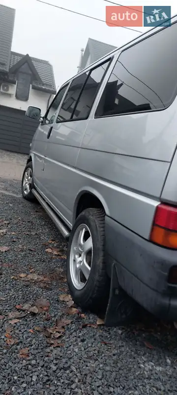 Минивэн Volkswagen Transporter 2002 в 