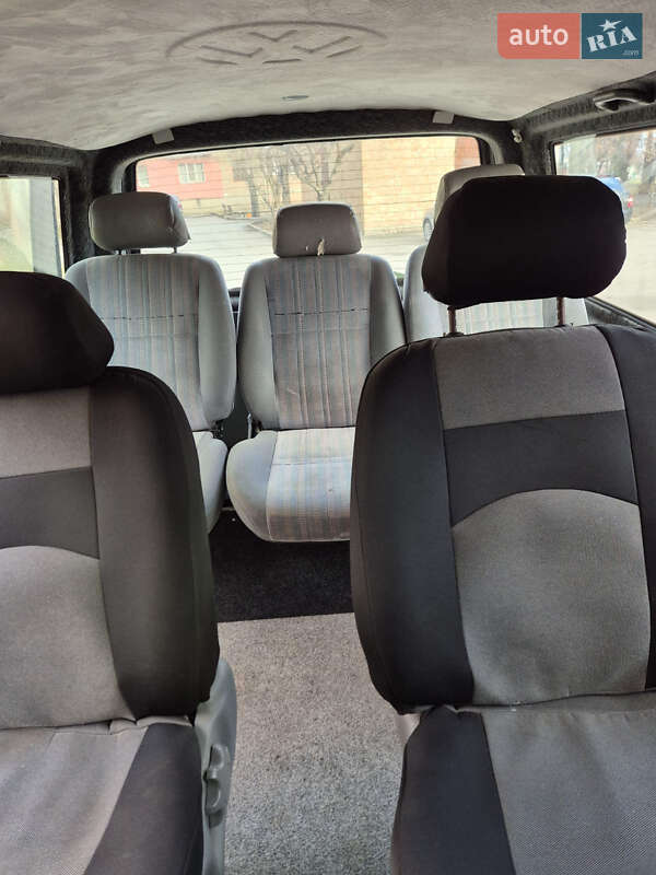 Минивэн Volkswagen Transporter 2004 в Кропивницком