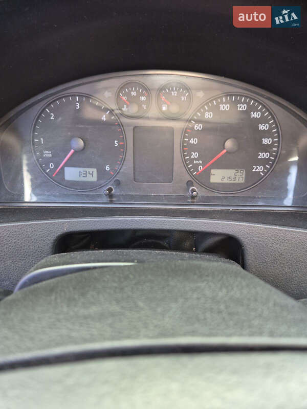 Минивэн Volkswagen Transporter 2004 в Кропивницком