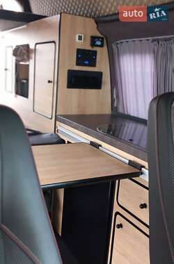 Минивэн Volkswagen Transporter 2006 в 