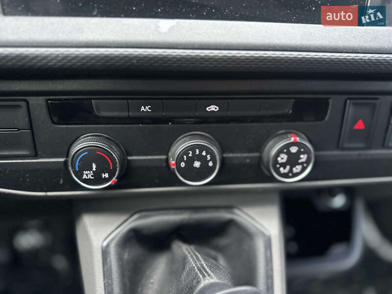 Грузовой фургон Volkswagen Transporter 2020 в Ровно