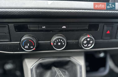 Грузовой фургон Volkswagen Transporter 2020 в 