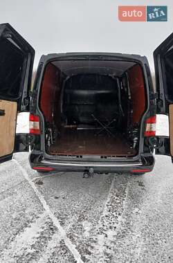 Грузовой фургон Volkswagen Transporter 2013 в Врадиевке