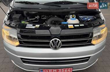 Мінівен Volkswagen Transporter 2013 в Стрию