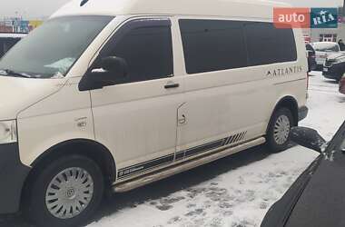 Минивэн Volkswagen Transporter 2006 в Черновцах