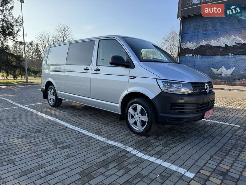 Вантажний фургон Volkswagen Transporter 2018 в Луцьку